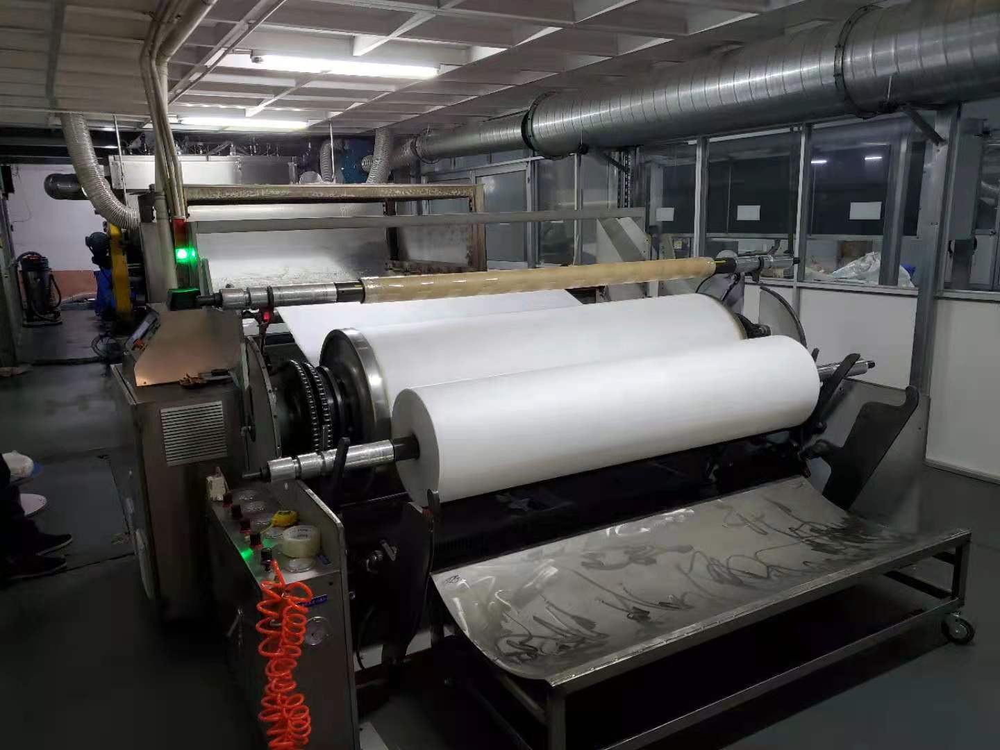 JinYi’s Meltblown Line to Combat Global Pandemic